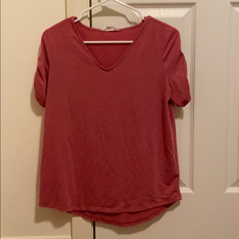 Women’s pink t shirt